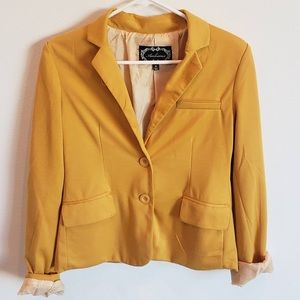 Yellow/mustard Blazer💛🧡